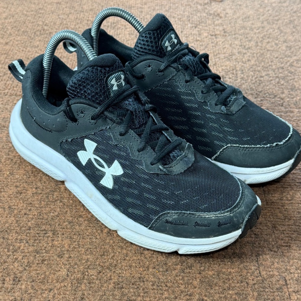 C- Under Armour Charged Impulse 3 Black White Running Shoes 3026175-001 Mens 7.5